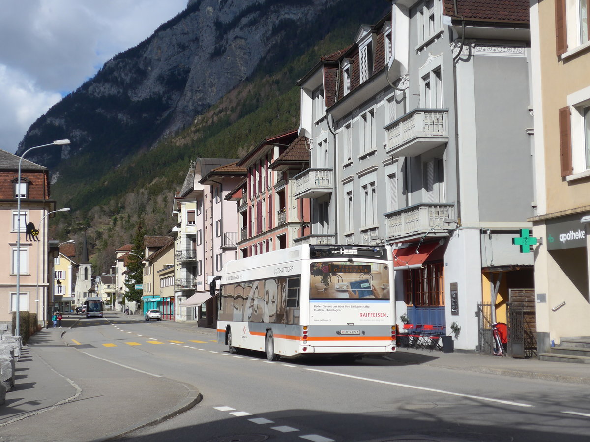 (202'581) - AAGU Altdorf - Nr. 12/UR 9315 - Hess am 19. M�rz 2019 beim Bahnhof Erstfeld