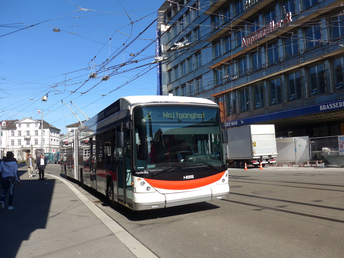 (202'760) - St. Gallerbus, St. Gallen - Nr. 171 - Hess/Hess Gelenktrolleybus am 21. M�rz 2019 beim Bahnhof St. Gallen