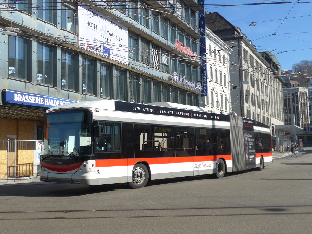(202'766) - St. Gallerbus, St. Gallen - Nr. 185 - Hess/Hess Gelenktrolleybus am 21. M�rz 2019 beim Bahnhof St. Gallen