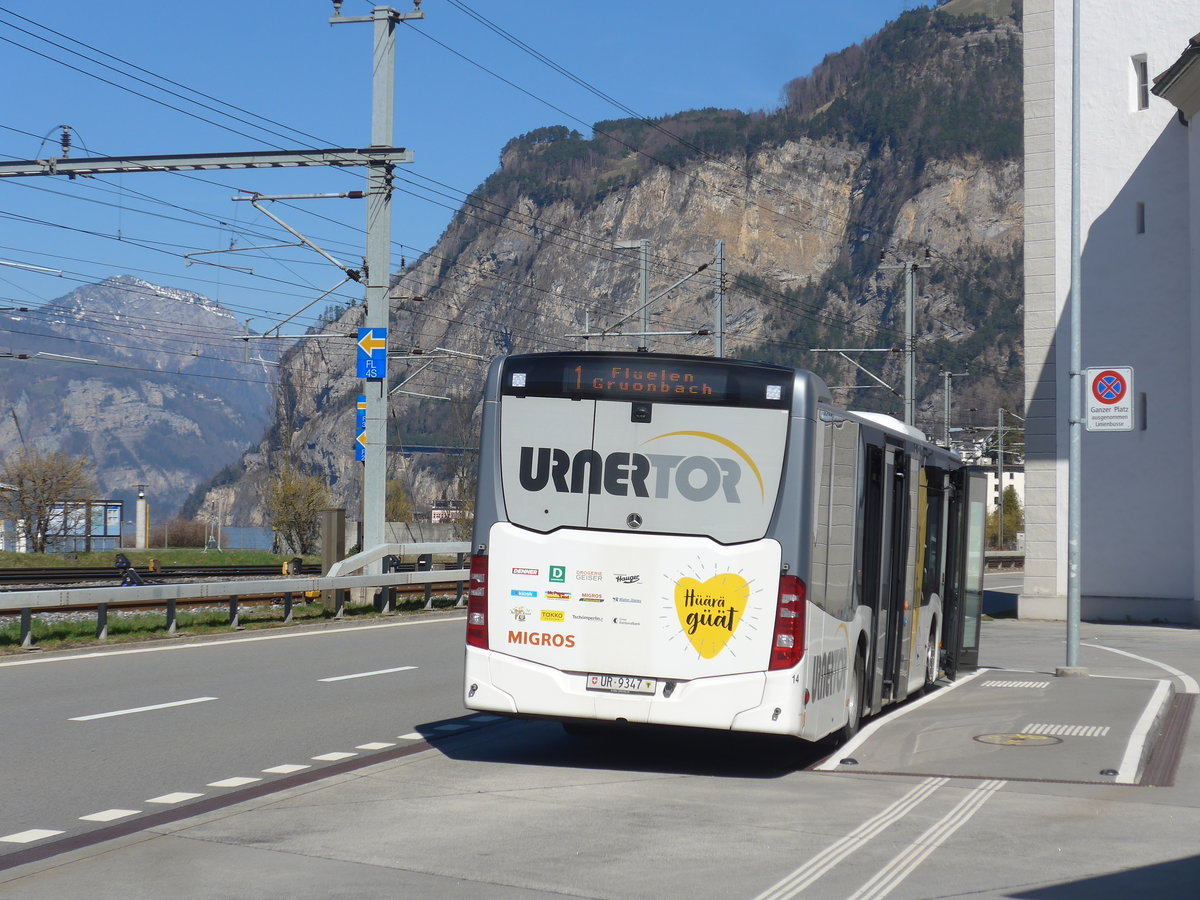 (202'817) - AAGU Altdorf - Nr. 14/UR 9347 - Mercedes am 22. M�rz 2019 in Fl�elen, Hauptplatz