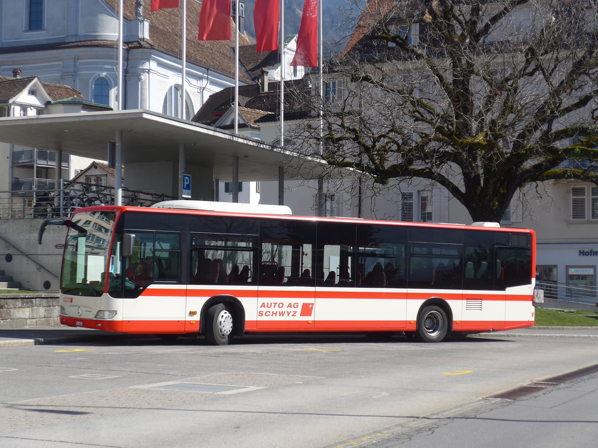 (202'837) - AAGS Schwyz - Nr. 24/SZ 30'024 - Mercedes am 22. M�rz 2019 in Schwyz, Post