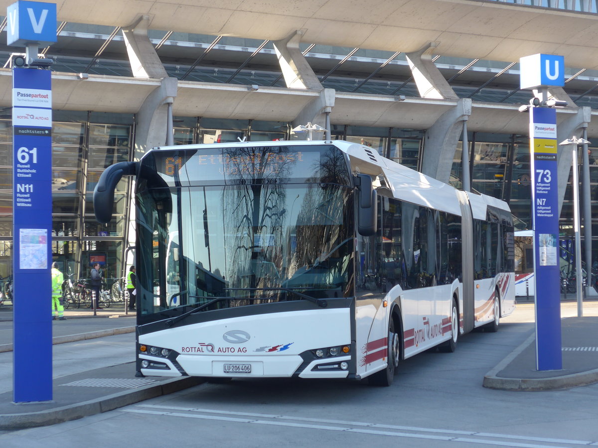 (202'925) - ARAG Ruswil - Nr. 44/LU 206'406 - Solaris am 23. M�rz 2019 beim Bahnhof Luzern