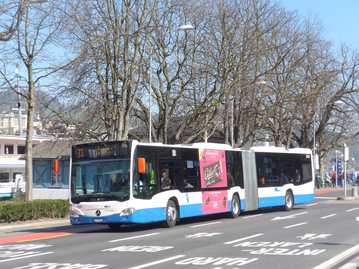 (202'976) - VBL Luzern - Nr. 186/LU 15'015 - Mercedes am 23. M�rz 2019 beim Bahnhof Luzern