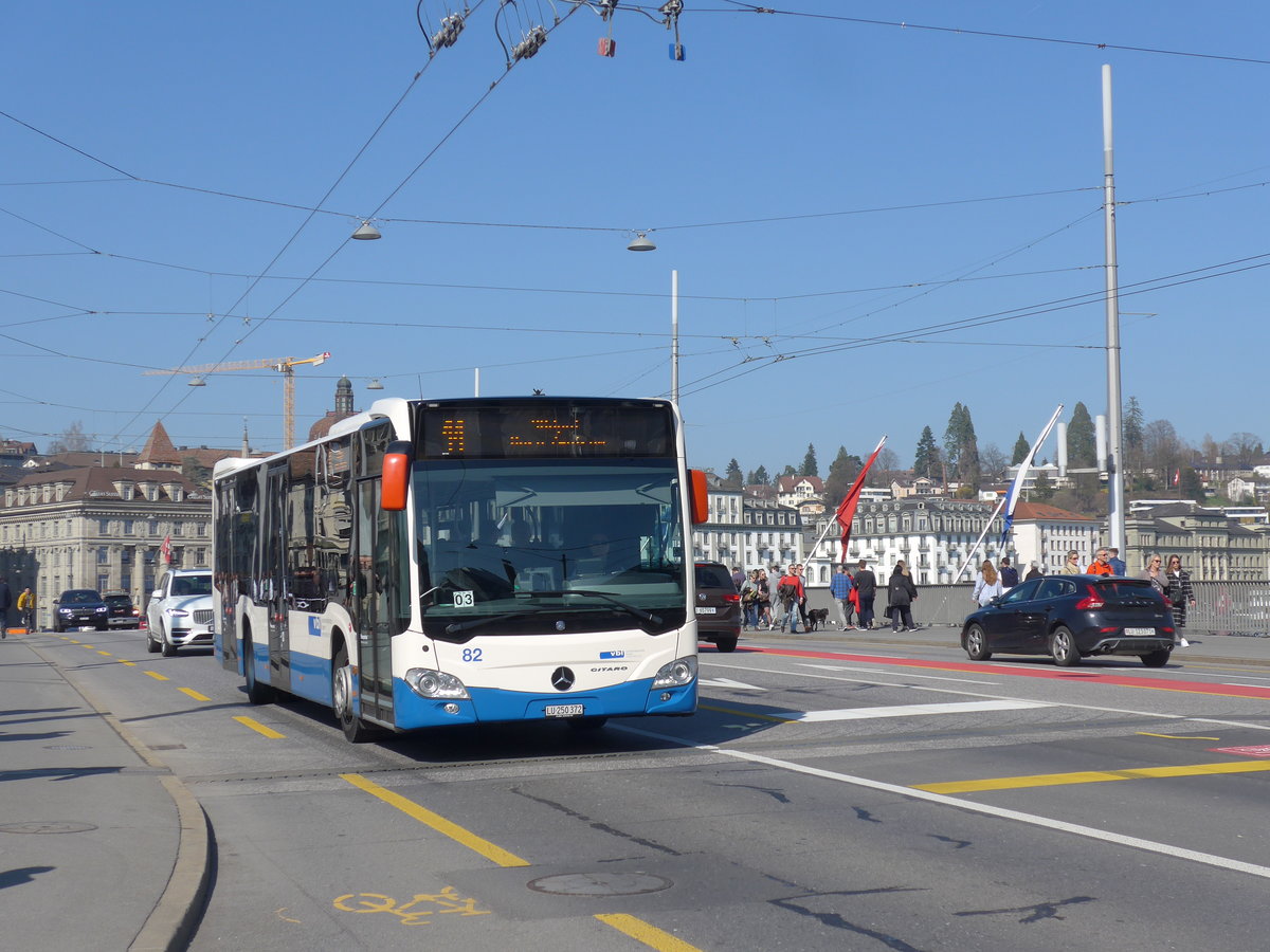 (203'021) - VBL Luzern - Nr. 82/LU 250'372 - Mercedes am 23. M�rz 2019 in Luzern, Bahnhofbr�cke