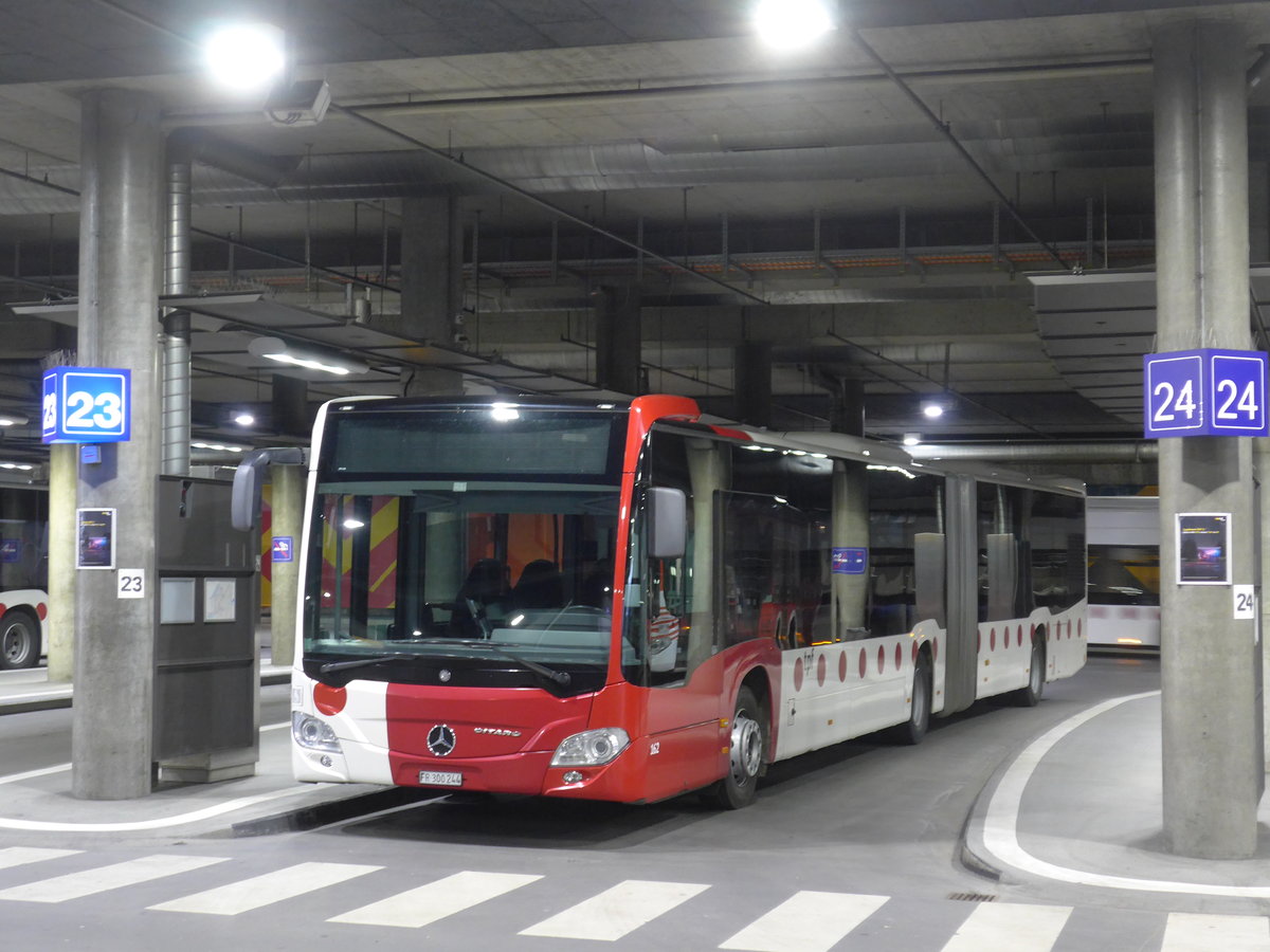 (203'061) - TPF Fribourg - Nr. 162/FR 300'244 - Mercedes am 24. M�rz 2019 in Fribourg, Busbahnhof