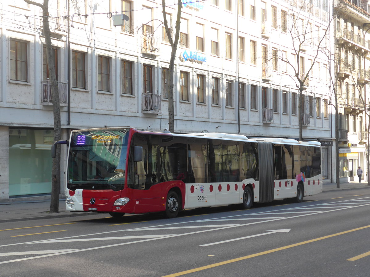 (203'065) - TPF Fribourg - Nr. 561/FR 300'442 - Mercedes am 24. M�rz 2019 beim Bahnhof Fribourg