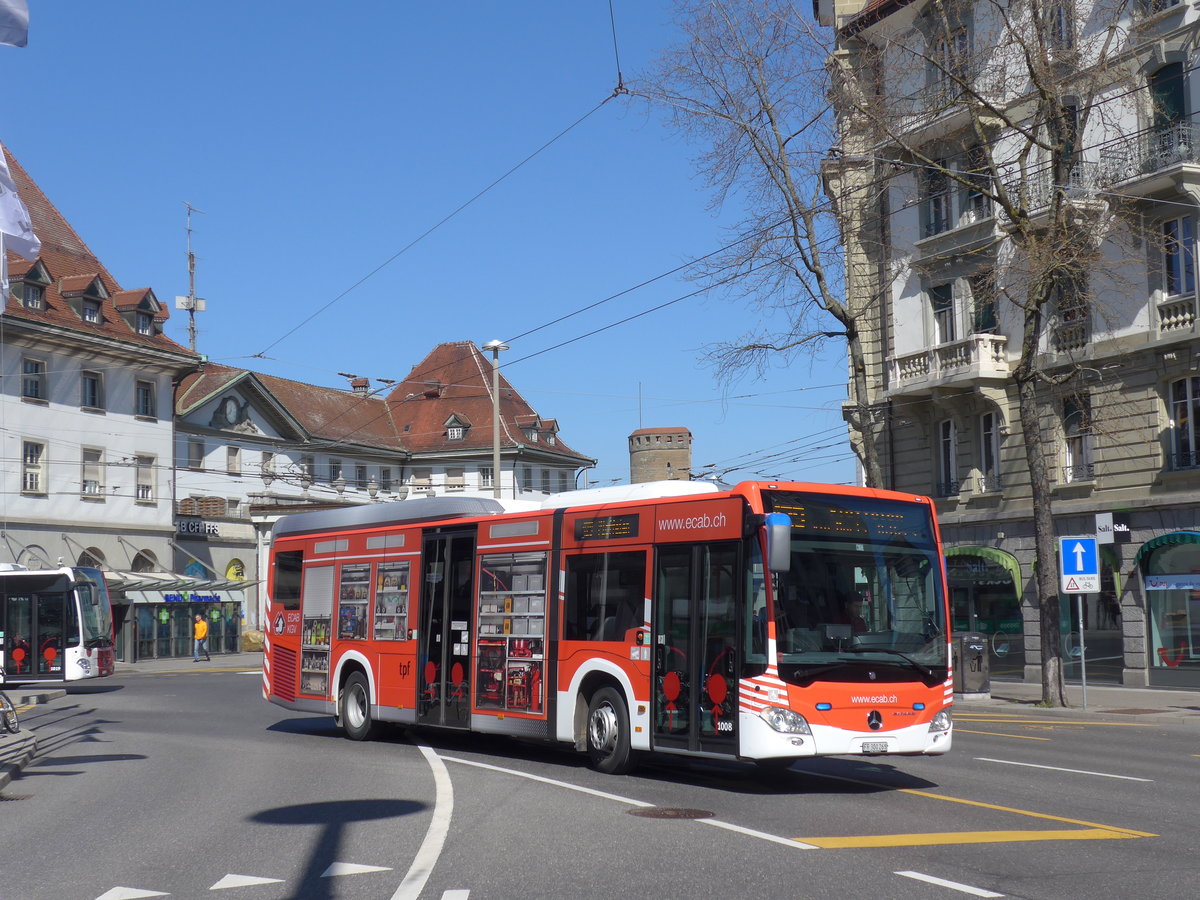 (203'229) - TPF Fribourg - Nr. 1008/FR 300'268 - Mercedes am 24. M�rz 2019 beim Bahnhof Fribourg