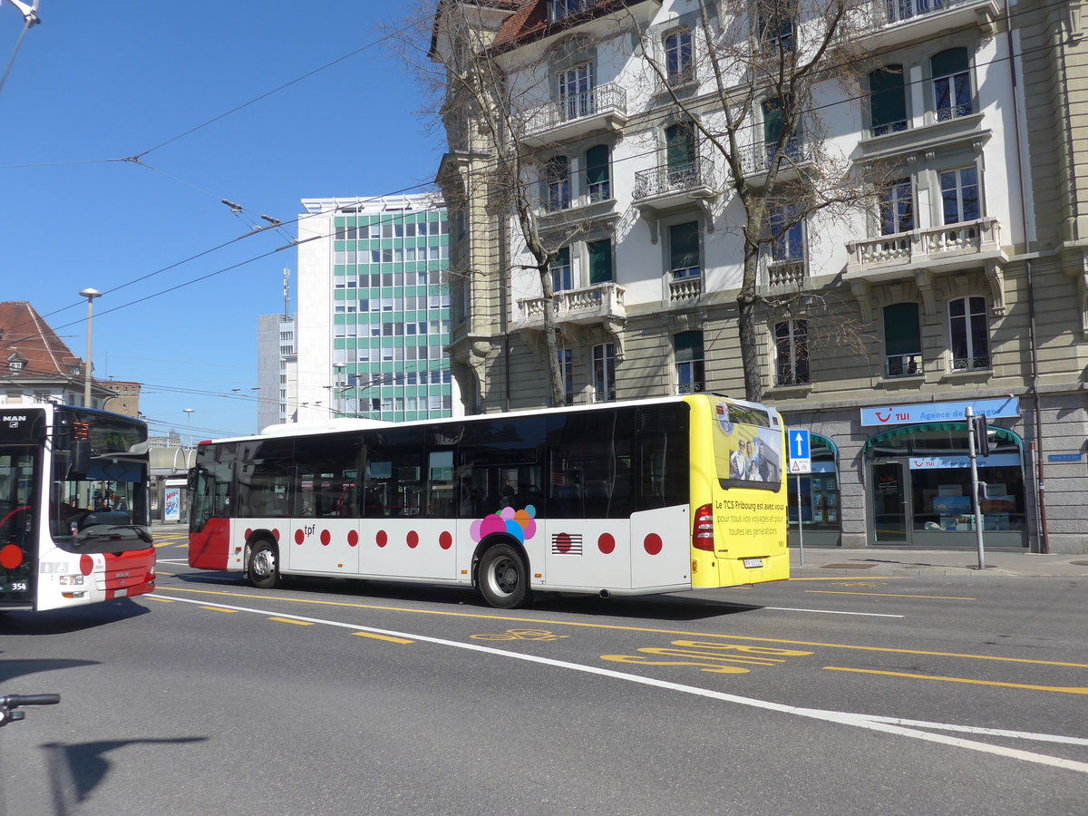 (203'236) - TPF Fribourg - Nr. 393/FR 300'212 - Mercedes (ex Nr. 801) am 24. M�rz 2019 beim Bahnhof Fribourg