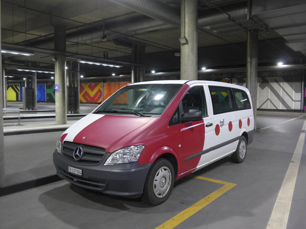 (203'266) - TPF Fribourg - Nr. 421/FR 337'094 - Mercedes am 24. M�rz 2019 in Fribourg, Busbahnhof
