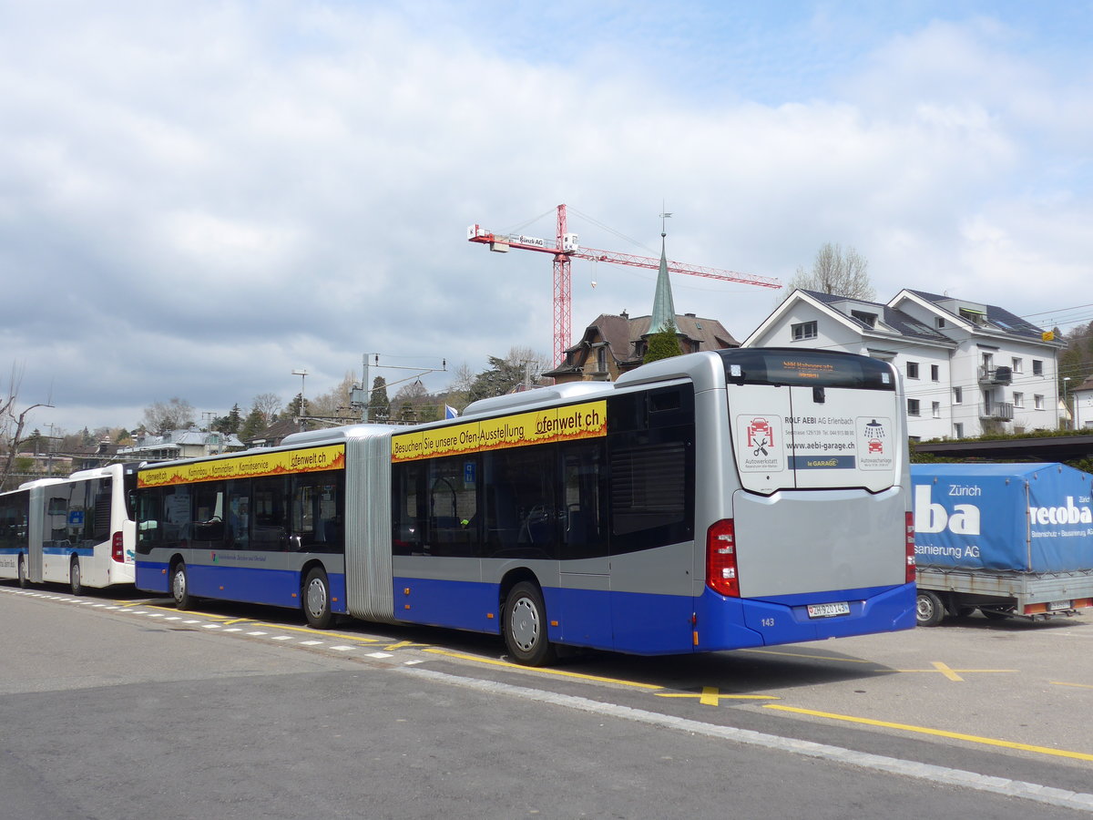 (203'517) - VZO Gr�ningen - Nr. 143/ZH 920'143 - Mercedes am 7. April 2019 beim Bahnhof K�snacht