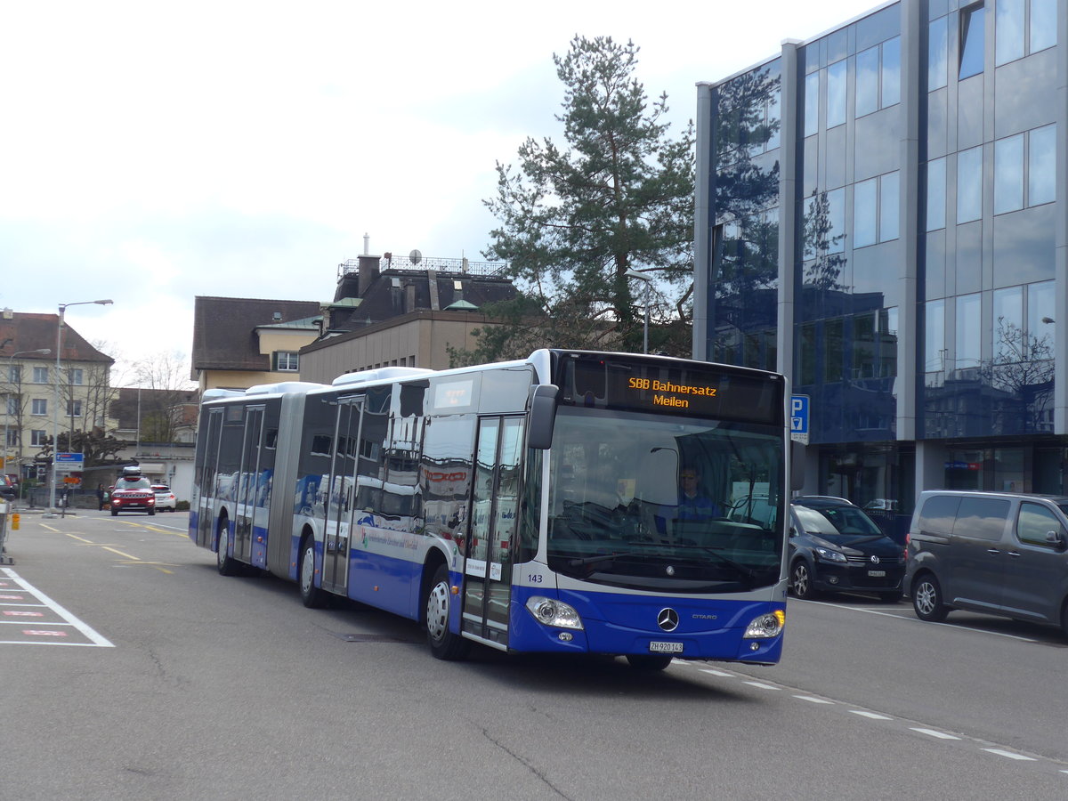 (203'519) - VZO Gr�ningen - Nr. 143/ZH 920'143 - Mercedes am 7. April 2019 beim Bahnhof K�snacht