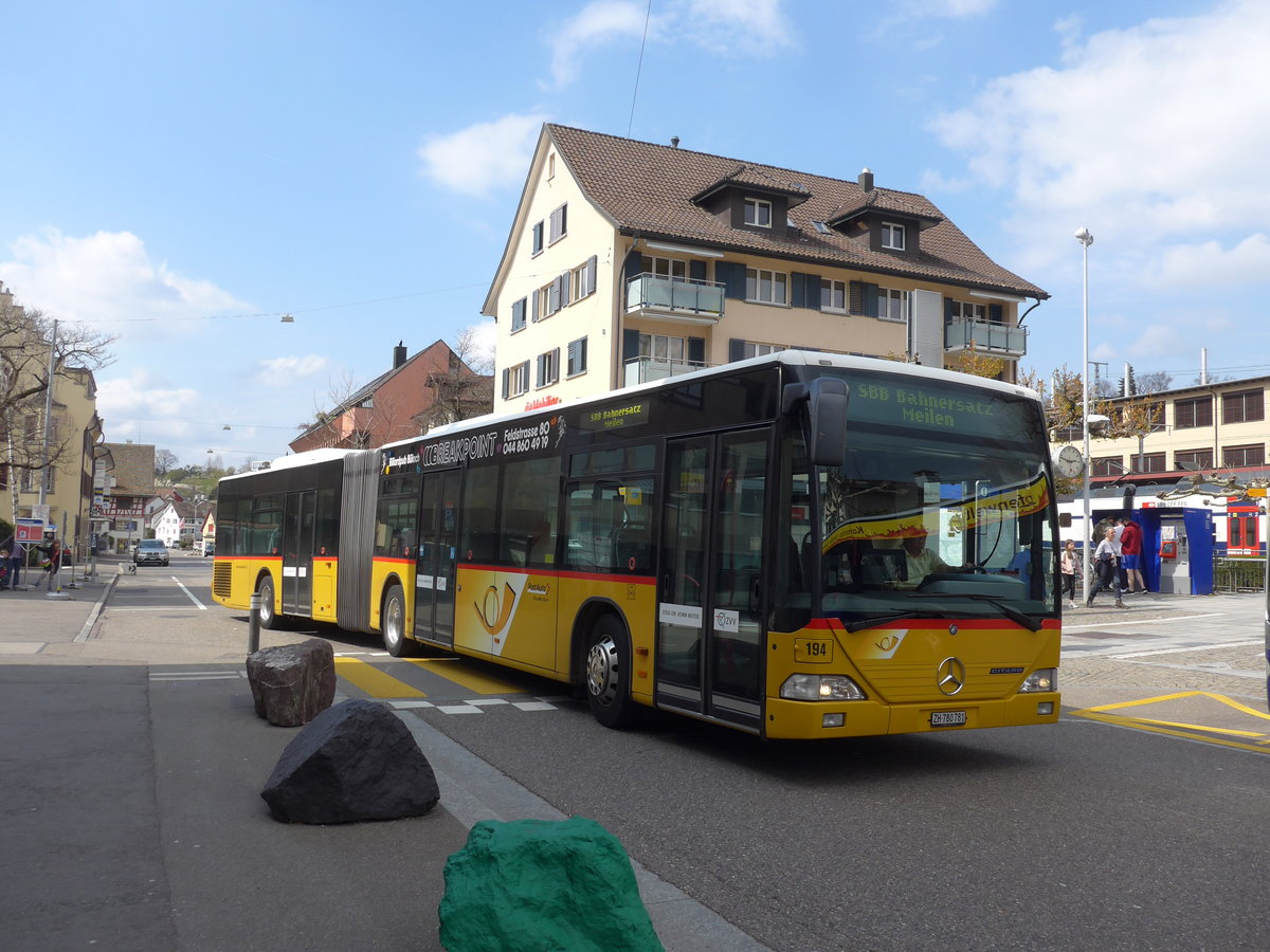 (203'528) - PostAuto Z�rich - Nr. 194/ZH 780'781 - Mercedes (ex Nr. 27) am 7. April 2019 beim Bahnhof Meilen