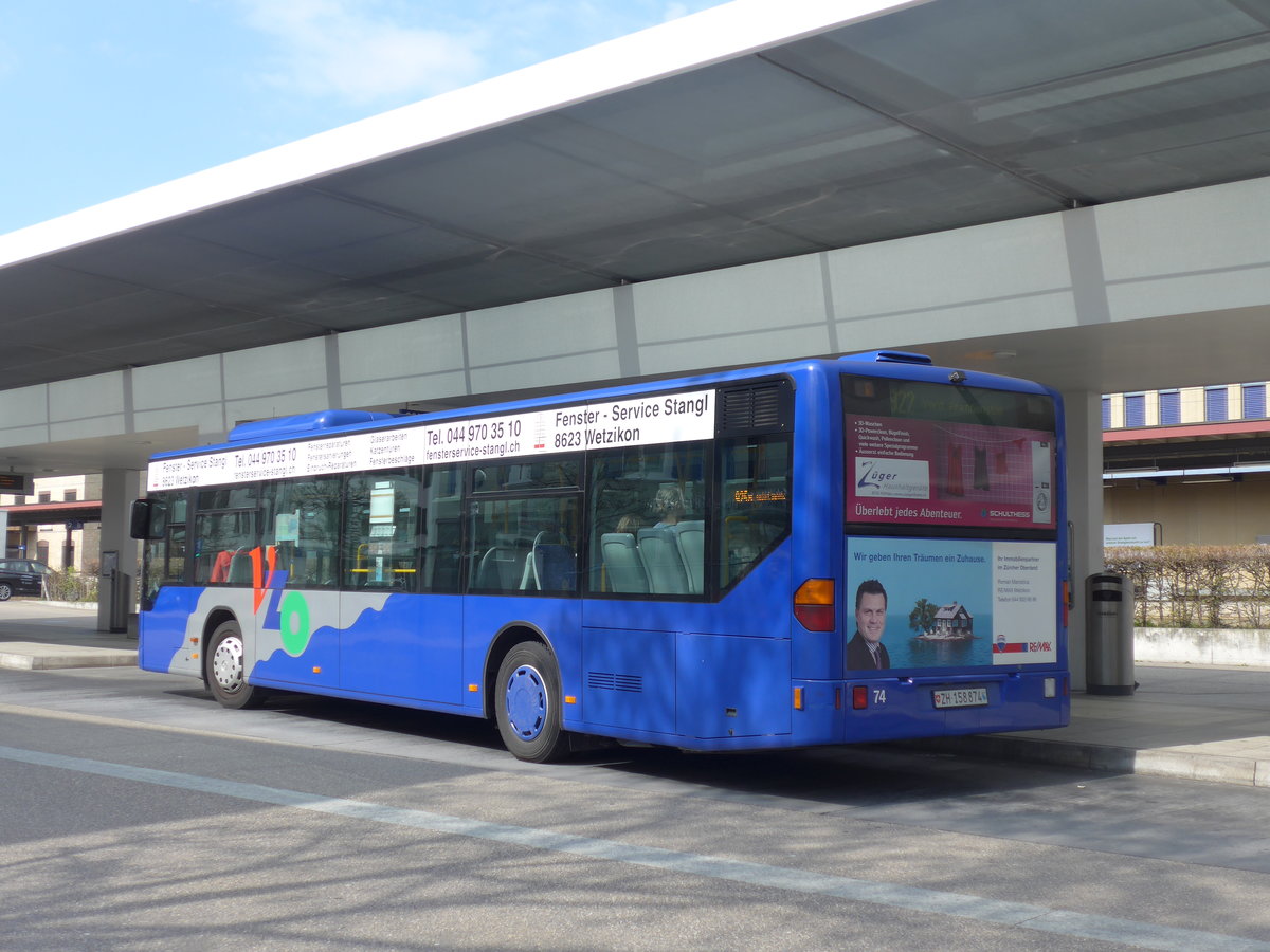 (203'543) - VZO Gr�ningen - Nr. 74/ZH 158'874 - Mercedes am 7. April 2019 beim Bahnhof Meilen