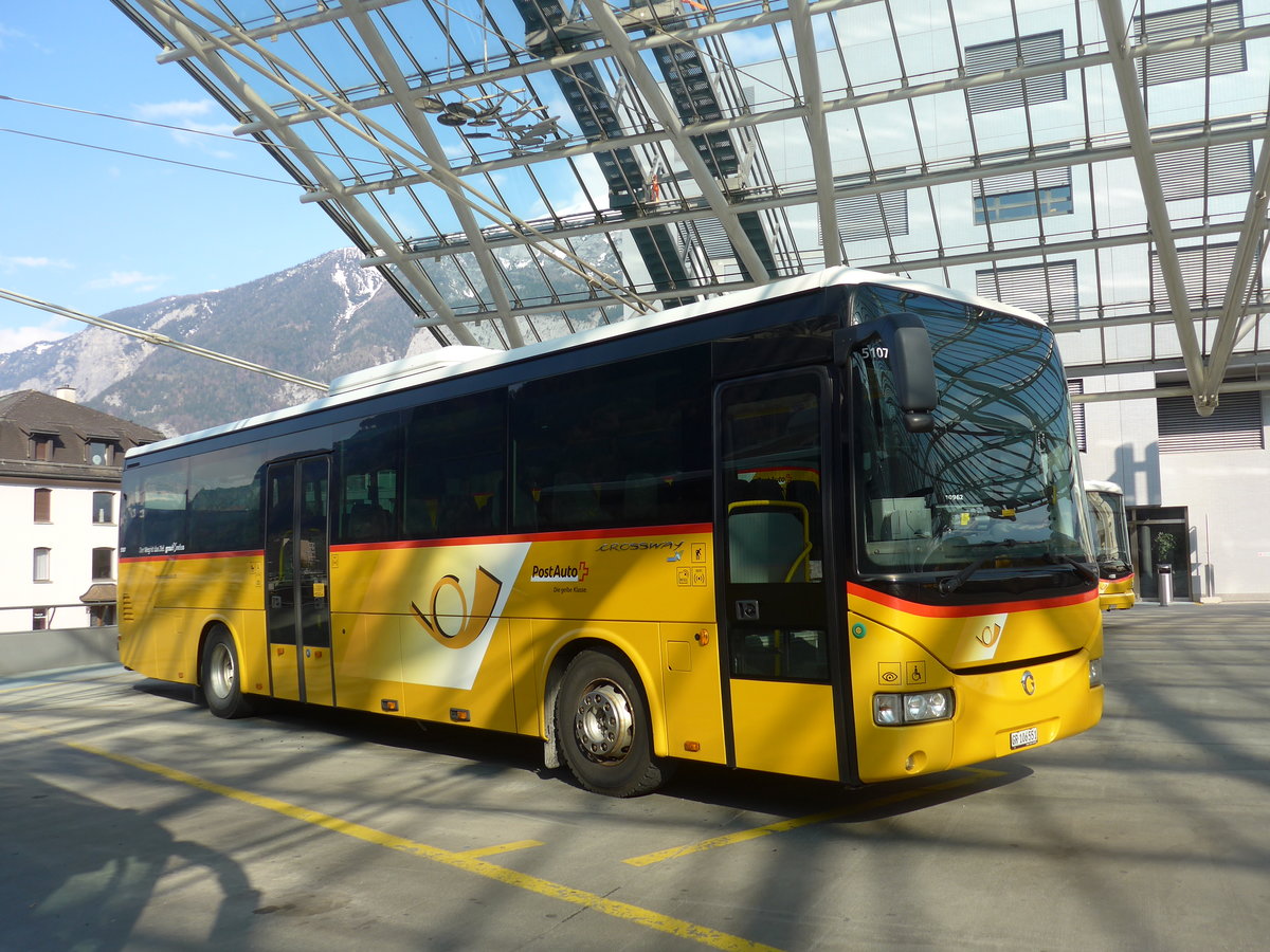 (203'803) - PostAuto Graub�nden - GR 106'551 - Irisbus am 19. April 2019 in Chur, Postautostation