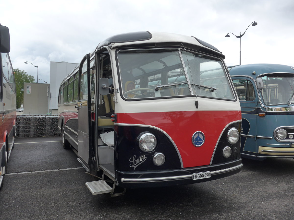 (203'959) - Aus der Schweiz: Schlapp, Cottens - FR 300'690 - Saurer/FHS (ex Fischer, Chur; ex Zumwald, Fribourg; ex Schwitter, Kandersteg; ex Winterhalder, Z�rich) am 26. April 2019 in Haguenau, Parkplatz