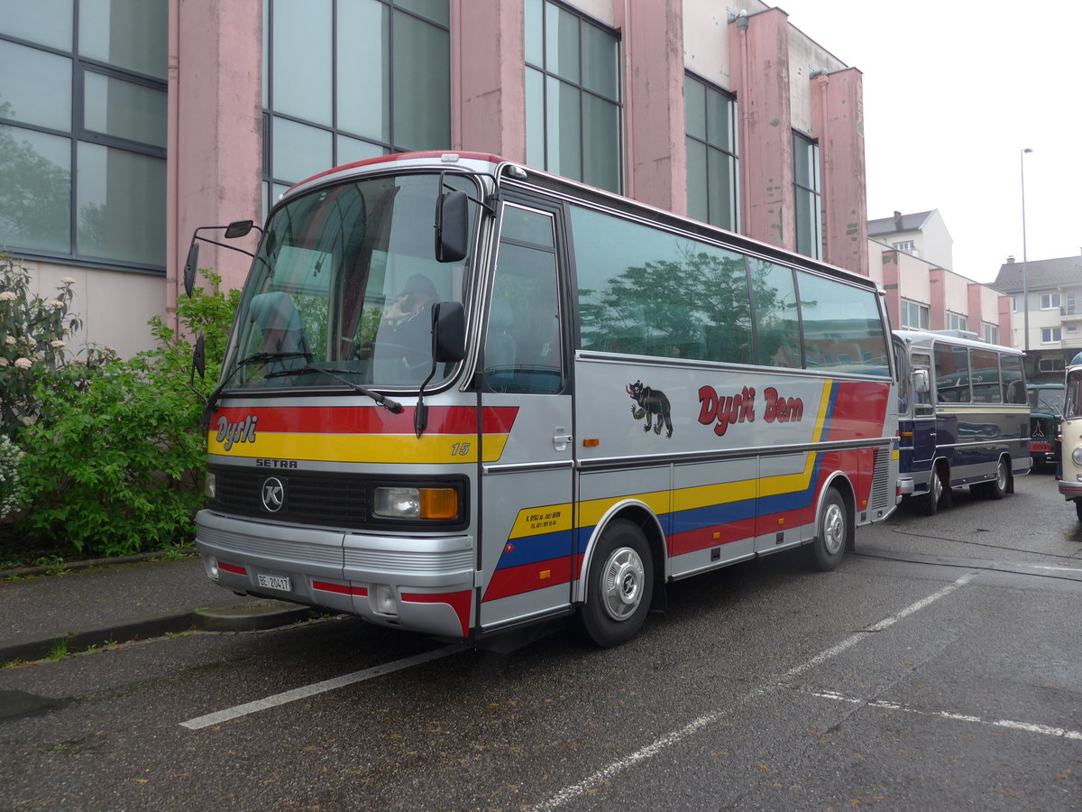 (204'404) - Aus der Schweiz: Dysli, Bern - Nr. 15/BE 20'417 - Setra (ex Auto-Transports, La C�te-aux-F�es) am 27. April 2019 in Haguenau, Parkplatz