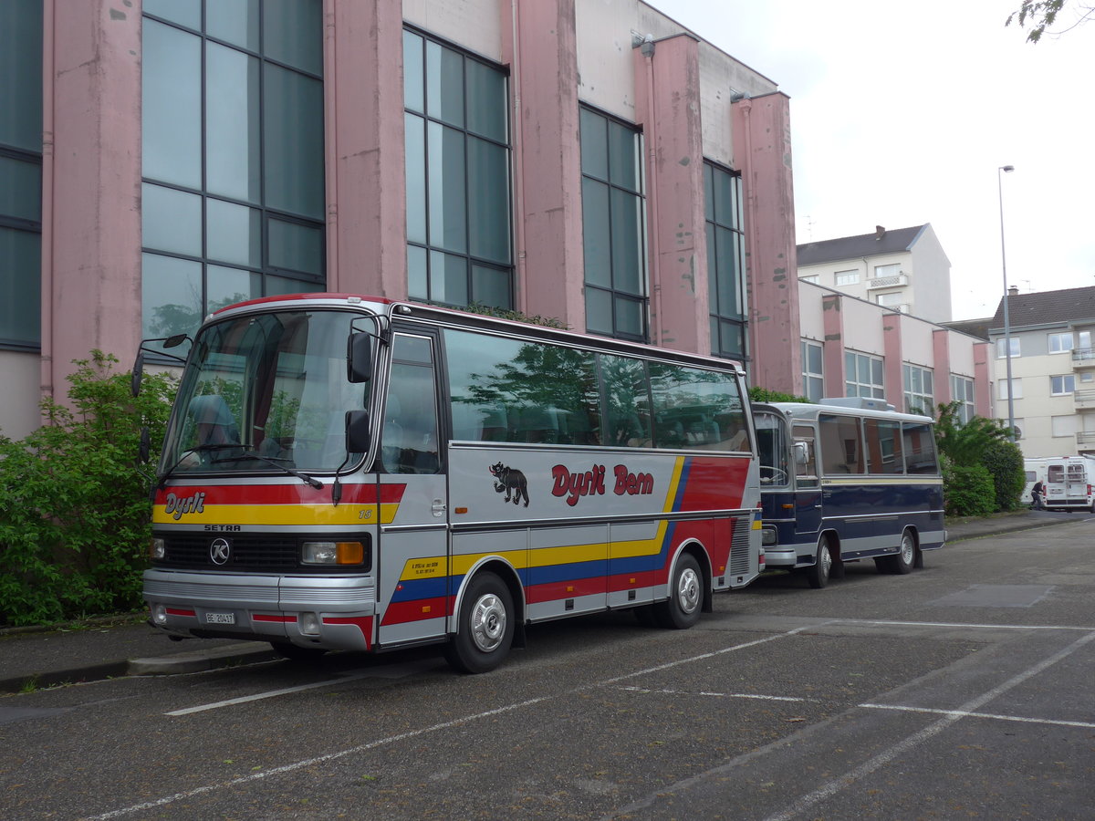 (204'496) - Aus der Schweiz: Dysli, Bern - Nr. 15/BE 20'417 - Setra (ex Auto-Transports, La C�te-aux-F�es) am 28. April 2019 in Haguenau, Parkplatz