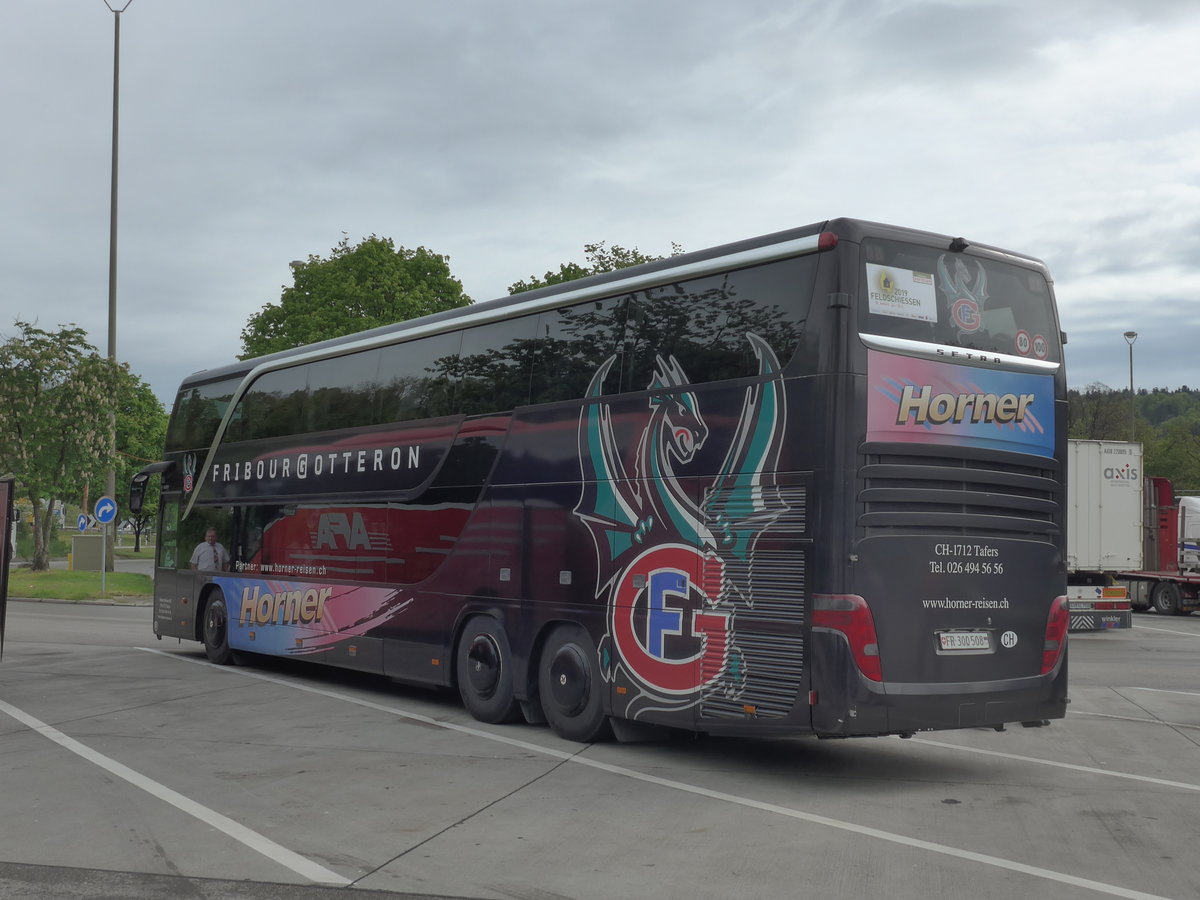 (204'582) - Horner, Tafers - Nr. 8/FR 300'508 - Setra am 9. Mai 2019 in Kemptthal, Rastst�tte