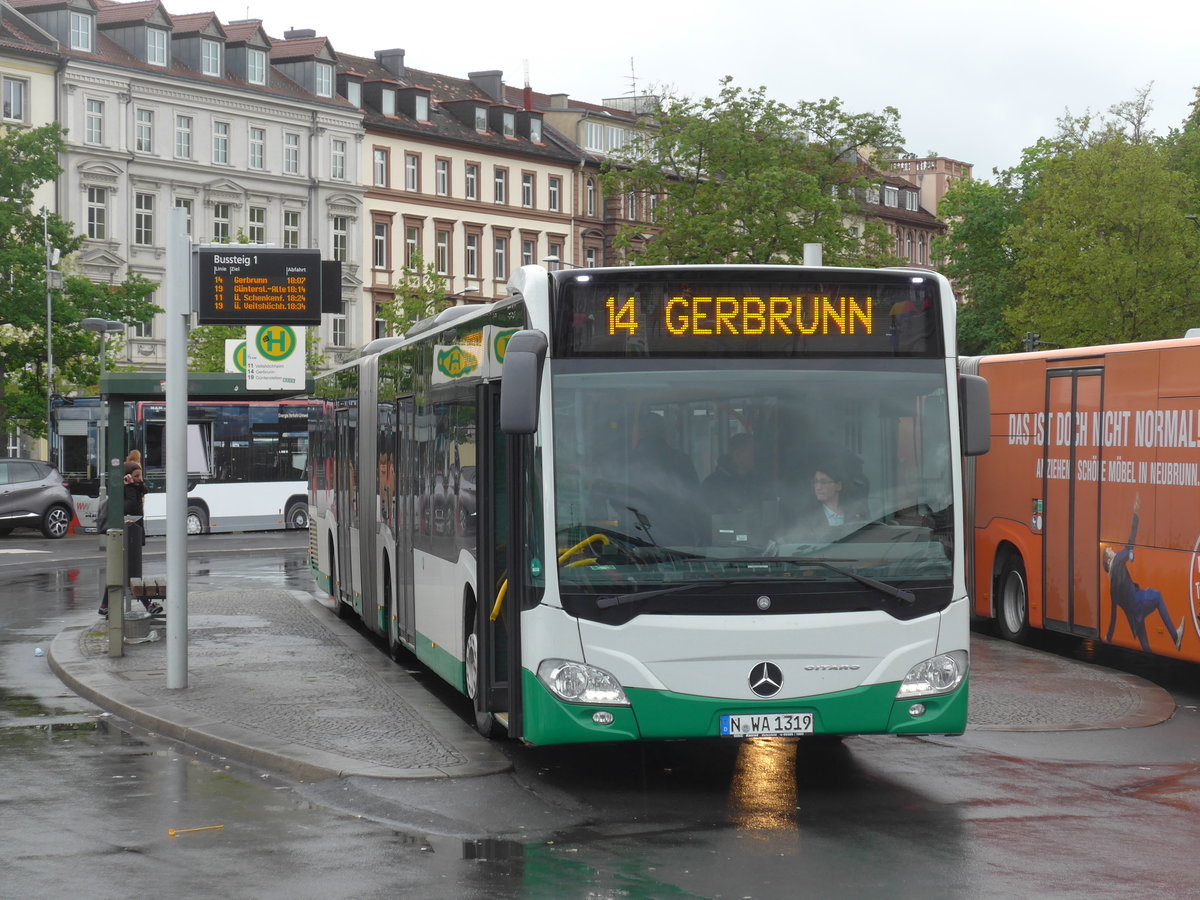 (204'687) - OVF N�rnberg - N-WA 1319 - Mercedes am 9. Mai 2019 beim Bahnhof W�rzburg