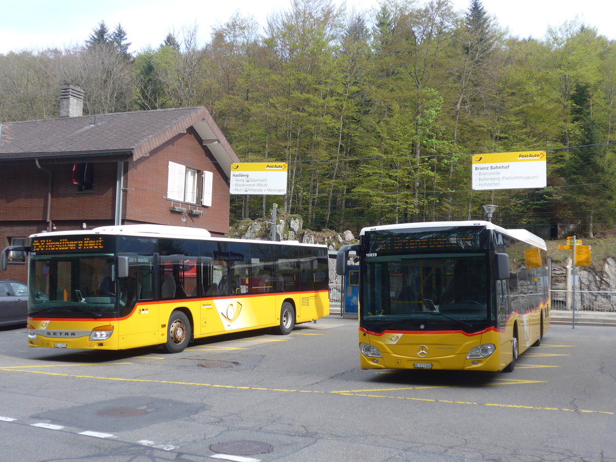 (205'283) - Fl�ck, Brienz - Nr. 0/BE 13'878 - Setra + Nr. 5/BE 113'349 - Mercedes am 18. Mai 2019 auf dem Br�nigpass