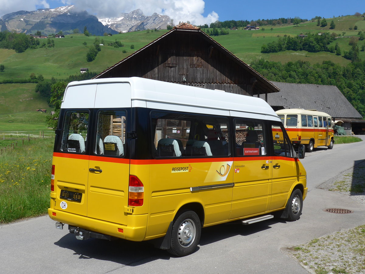 (205'619) - M�ller, Ennetmoos - Nr. 7 - Mercedes (ex Grenacher, Ittenthal) am 30. Mai 2019 in Ennetmoos, Garage