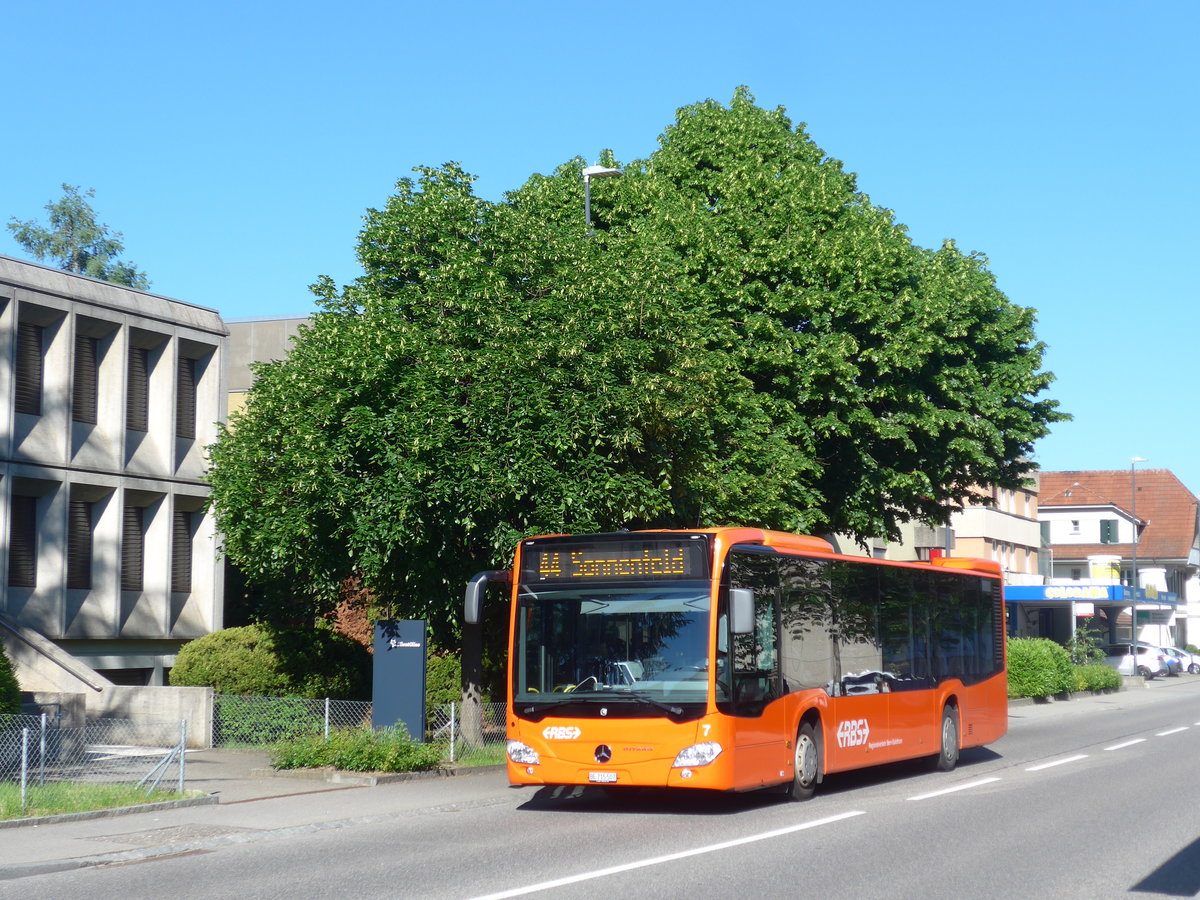 (205'683) - RBS Worblaufen - Nr. 7/BE 715'507 - Mercedes am 2. Juni 2019 beim Bahnhof G�mligen