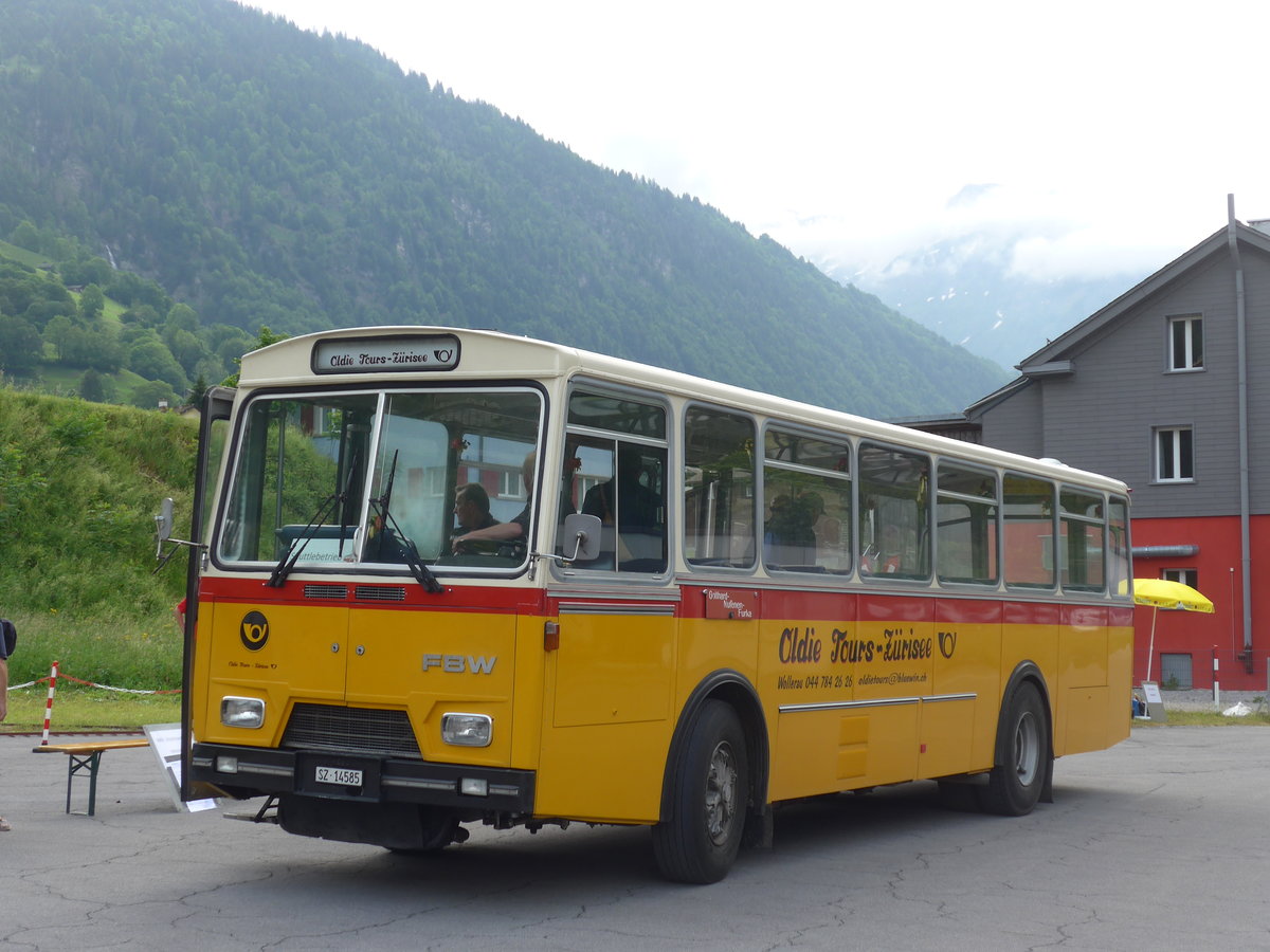 (206'325) - Oldie-Tours Z�risee, Wollerau - Nr. 15/SZ 14'585 - FBW/Hess am 15. Juni 2019 in Engi, Garage AS