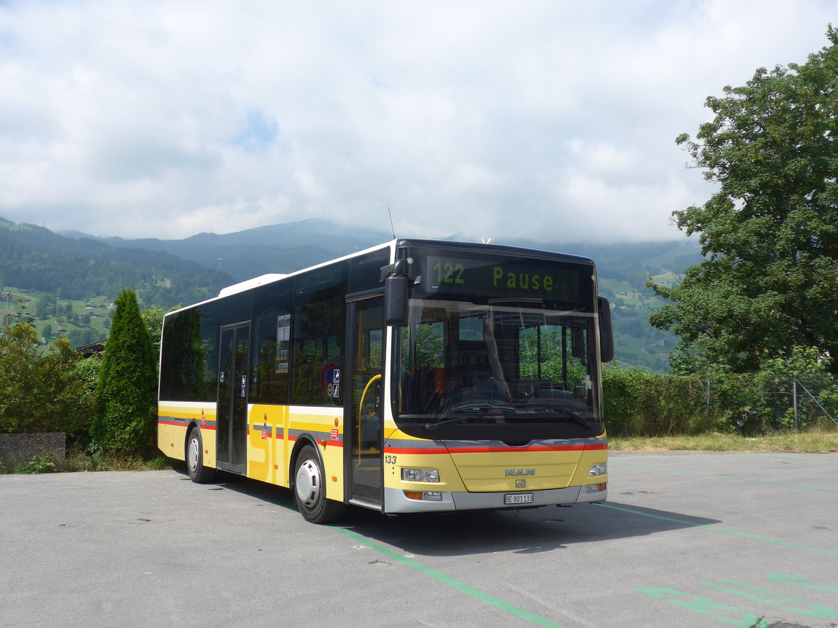 (207'686) - STI Thun - Nr. 133/BE 801'133 - MAN/G�ppel am 9. Juli 2019 beim Bahnhof Grindelwald (Einsatz AVG G.)