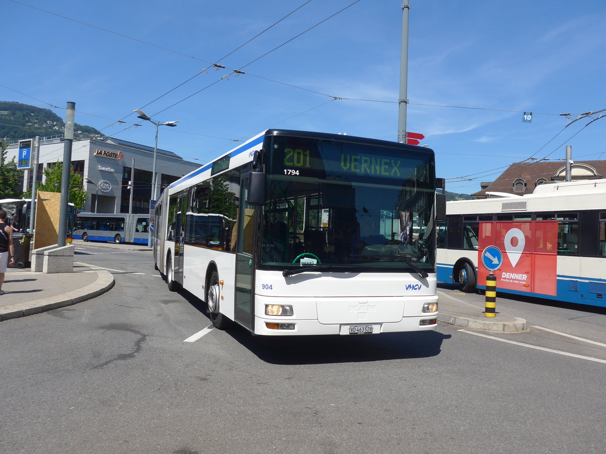 (208'467) - VMCV Clarens - Nr. 904/VD 463'528 - MAN (ex transN, La Chaux-de-Fonds Nr. 241; ex TN Neuch�tel Nr. 241) am 4. August 2019 beim Bahnhof Vevey