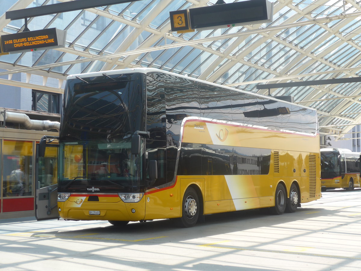 (208'671) - PostAuto Graub�nden - GR 170'401 - Van Hool am 11. August 2019 in Chur, Postautostation
