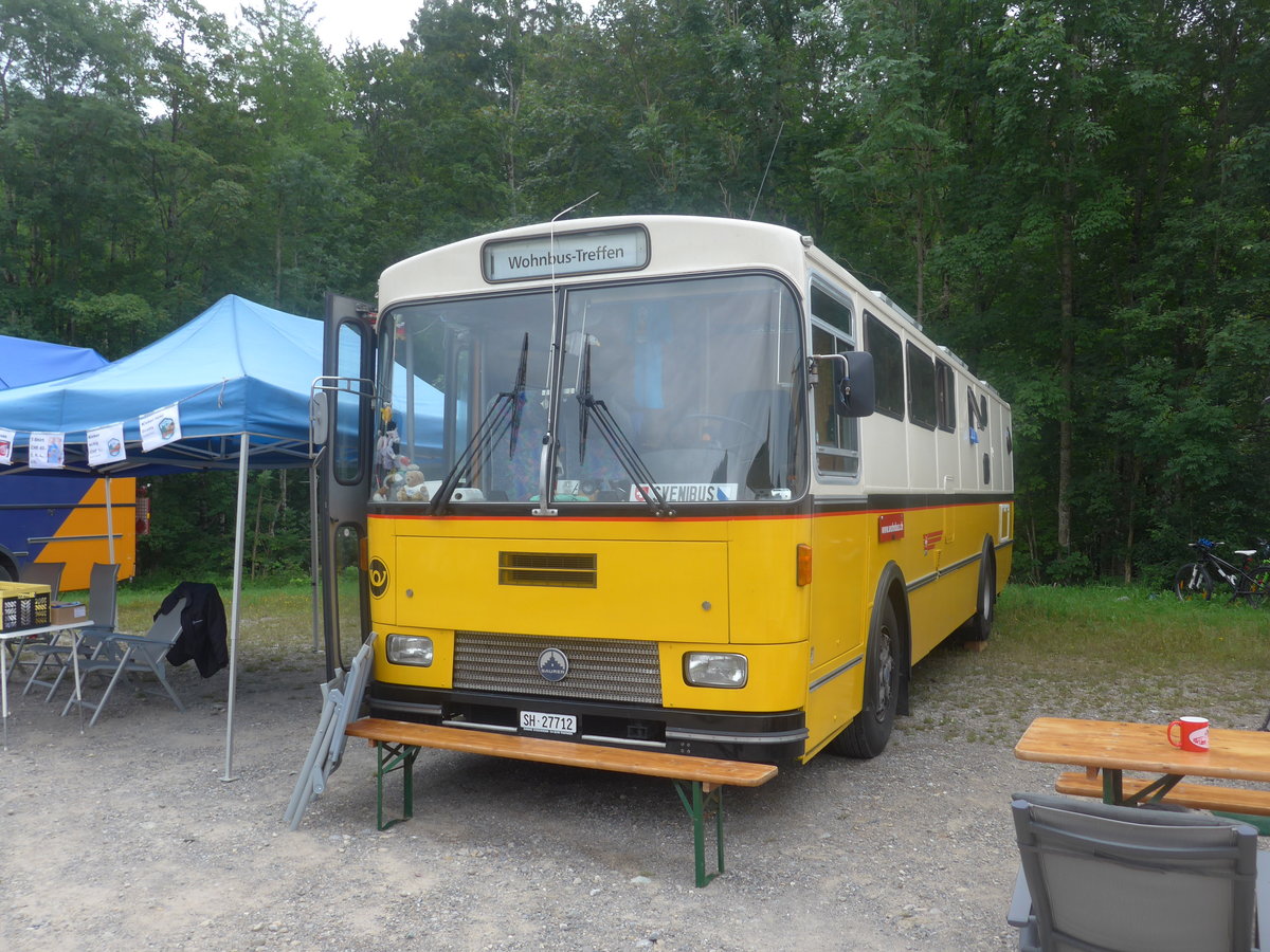 (208'848) - Tiemann, Hombrechtikon - Nr. 12/SH 27'712 - Saurer/R&J (ex Privat; ex Tschannen, Zofingen Nr. 12) am 17. August 2019 in Atzm�nnig, Schutt