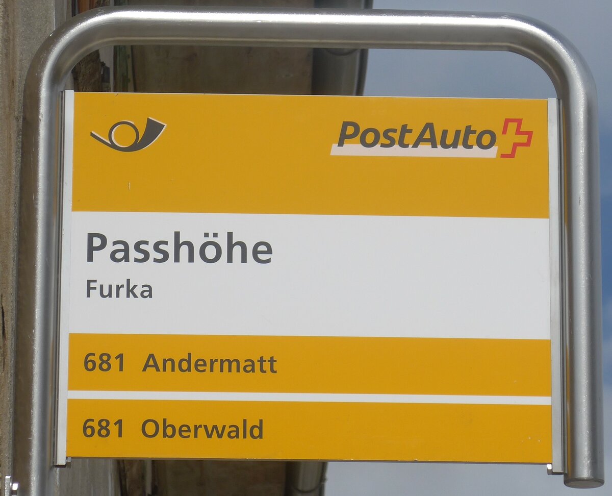 (209'775) - PostAuto-Haltestellenschild - Furka, Passh�he - am 22. September 2019