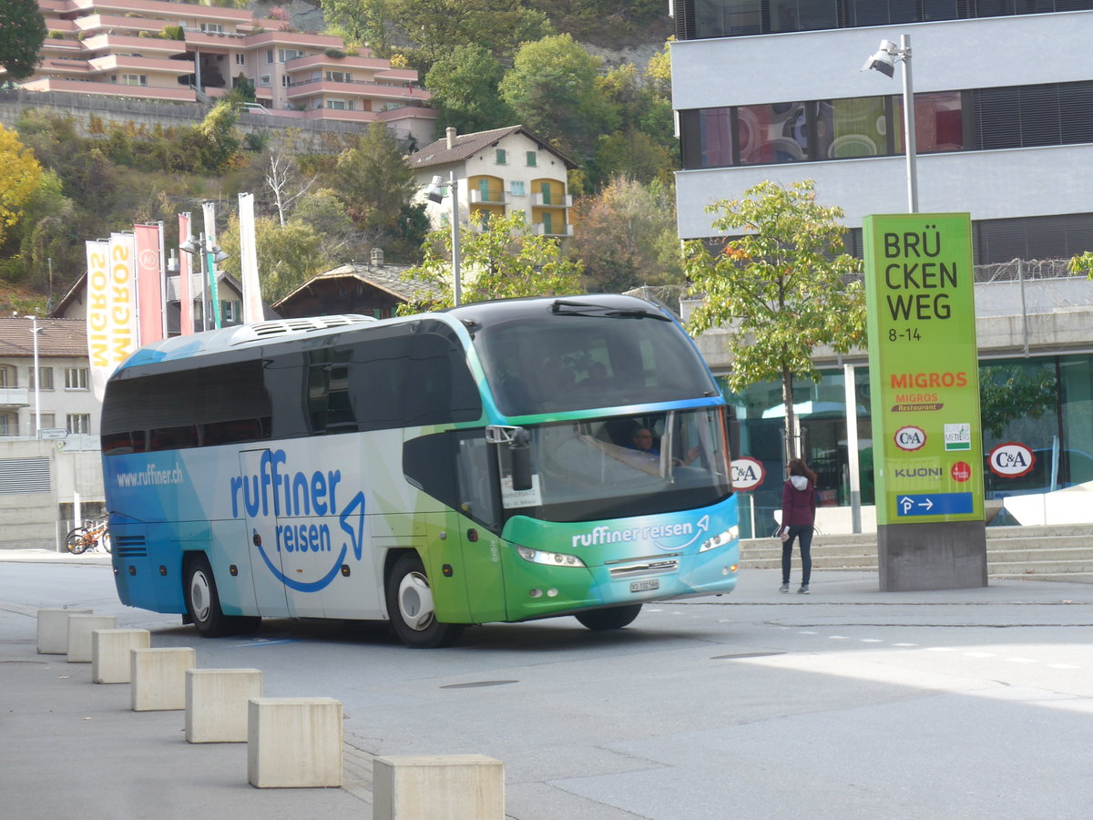 (210'647) - Ruffiner, Turtmann - VS 332'566 - Neoplan (ex Nr. 17; ex M�ller, D-Birkenfeld Nr. 20) am 27. Oktober 2019 beim Bahnhof Visp