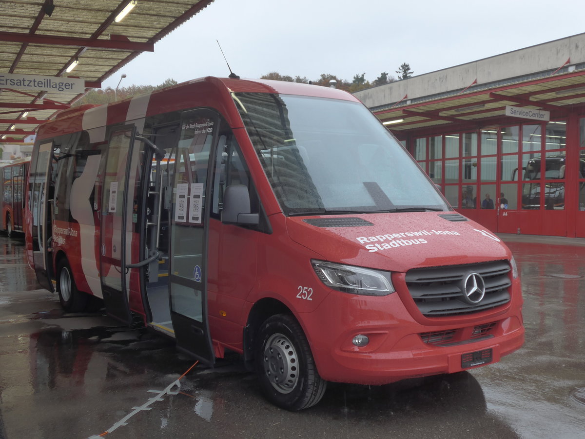 (210'790) - VZO Gr�ningen - Nr. 252 - Mercedes am 8. November 2019 in Kloten, EvoBus