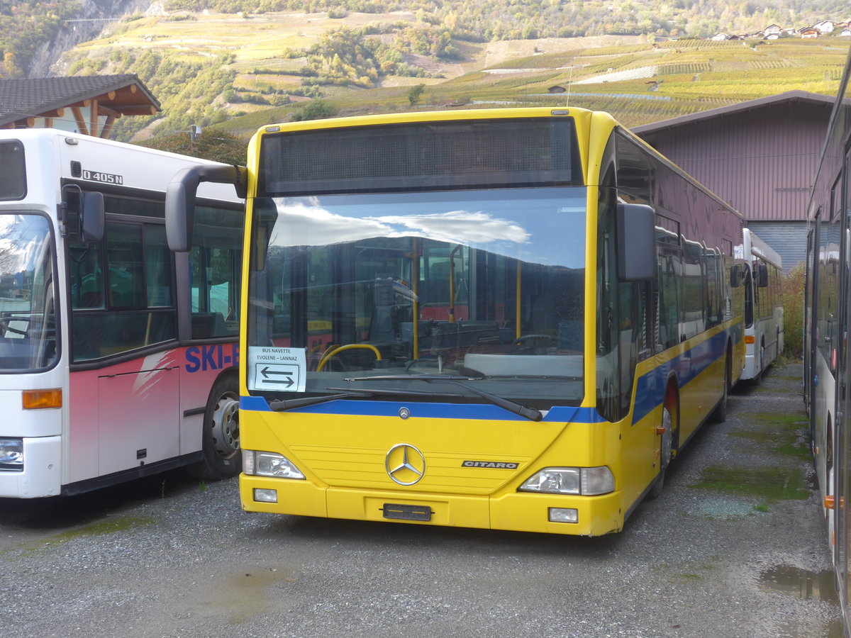 (210'929) - T�l�-Evol�ne, Evol�ne - Mercedes (ex BLT Oberwil Nr. 34) am 9. November 2019 in Leytron, Garage Buchard