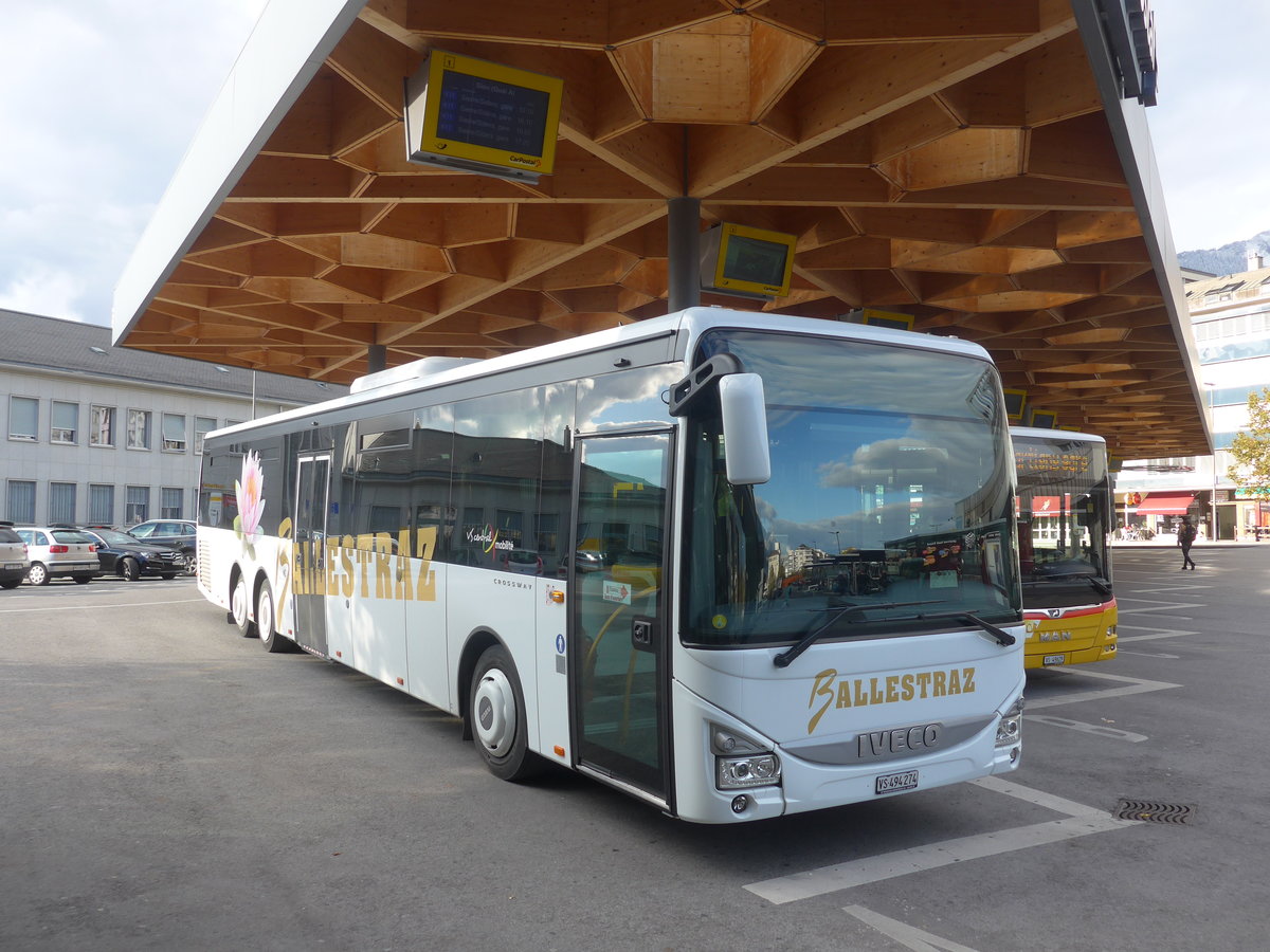(210'949) - Ballestraz, Gr�ne - VS 494'274 - Iveco (ex Vorf�hrfahrzeug Iveco France) am 9. November 2019 beim Bahnhof Sion