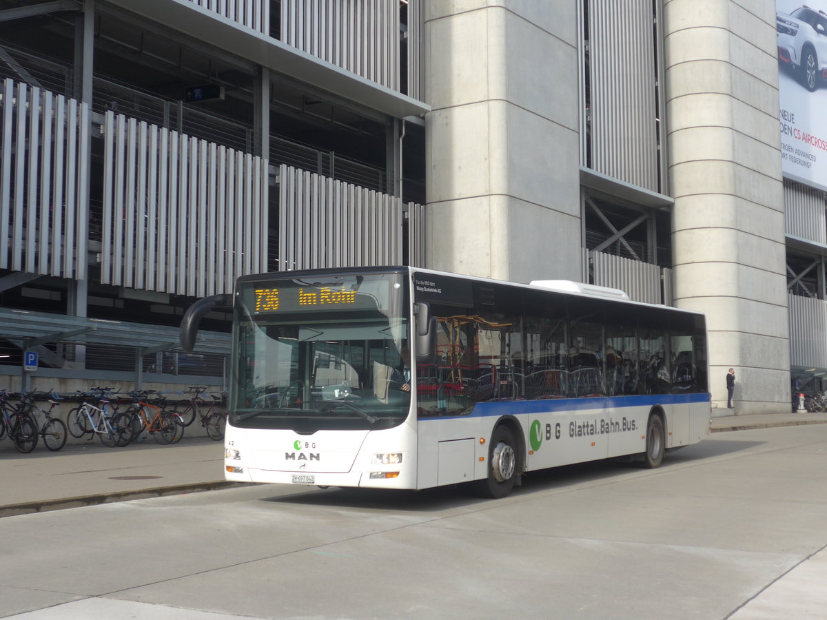 (211'052) - Maag, Kloten - Nr. 42/ZH 697'842 - MAN am 12. November 2019 in Z�rich, Flughafen