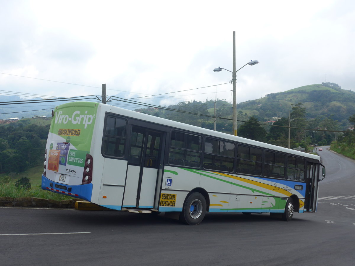(211'120) - ??? - 4420 - Caio-Mercedes am 13. November 2019 in San Ram�n, Tankstelle