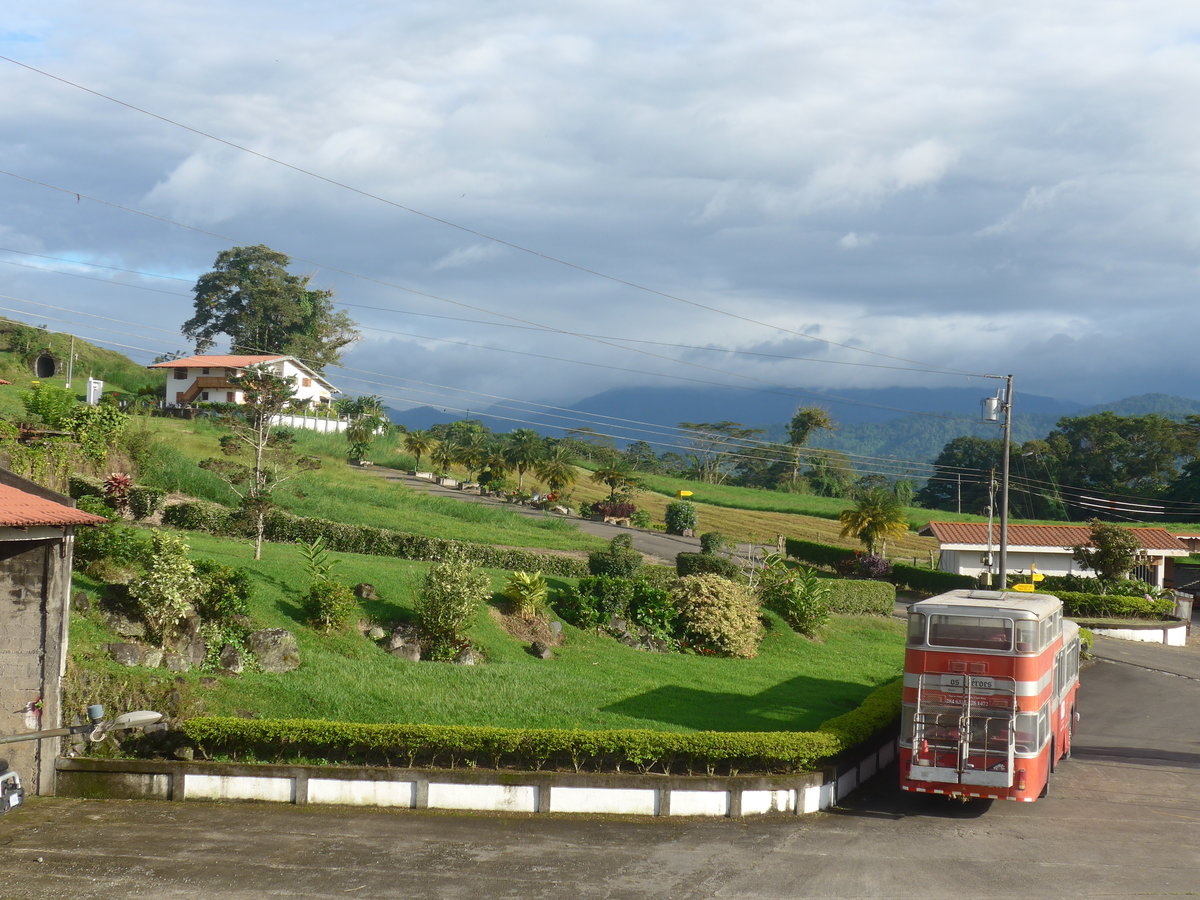 (211'706) - Ulrich, Nuevo Arenal - FBW/Vetter-R&J Anderthalbdecker (ex Wespe, CH-Altst�tten; ex AFA Adelboden/CH Nr. 6) am 19. November 2019 in Nuevo Arenal, Los H�roes