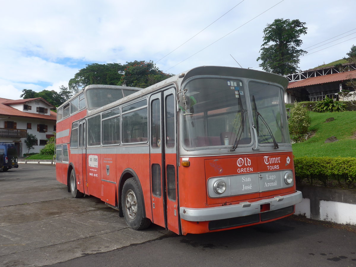 (211'827) - Ulrich, Nuevo Arenal - FBW/Vetter-R&J Anderthalbdecker (ex Wespe, CH-Altst�tten; ex AFA Adelboden/CH Nr. 6) am 20. November 2019 in Nuevo Arenal, Los H�roes