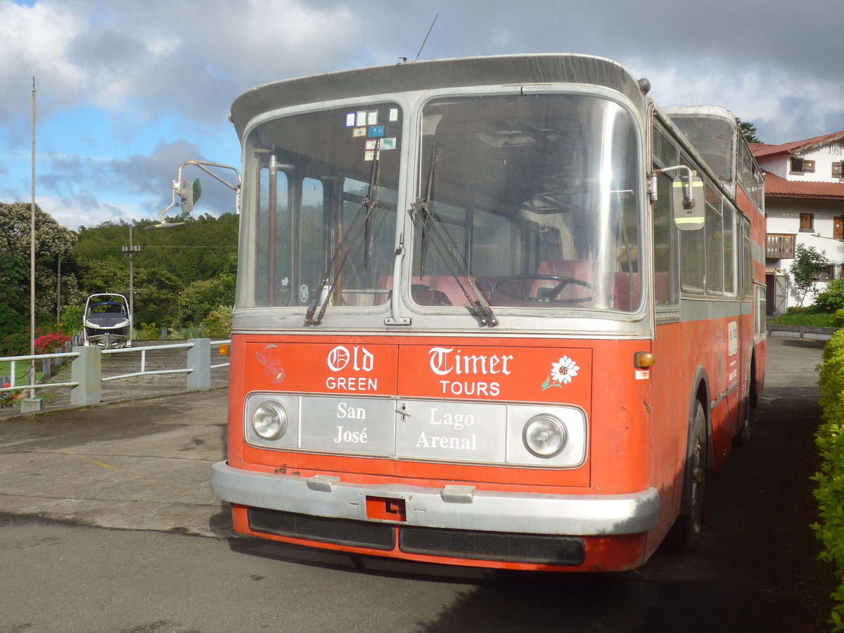 (211'836) - Ulrich, Nuevo Arenal - FBW/Vetter-R&J Anderthalbdecker (ex Wespe, CH-Altst�tten; ex AFA Adelboden/CH Nr. 6) am 21. November 2019 in Nuevo Arenal, Los H�roes