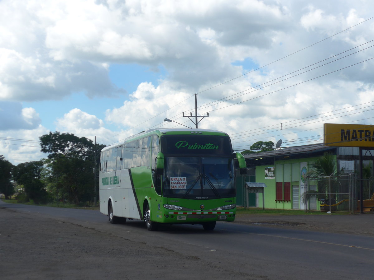 (212'219) - Pulmitan deLiberia, San Jos� - 1688 - Marcopolo/Volvo am 23. November 2019 in Upala, Tankstelle