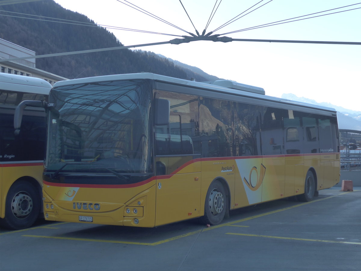 (212'637) - PostAuto Graub�nden - GR 179'715 - Iveco am 7. Dezember 2019 in Chur, Postautostation