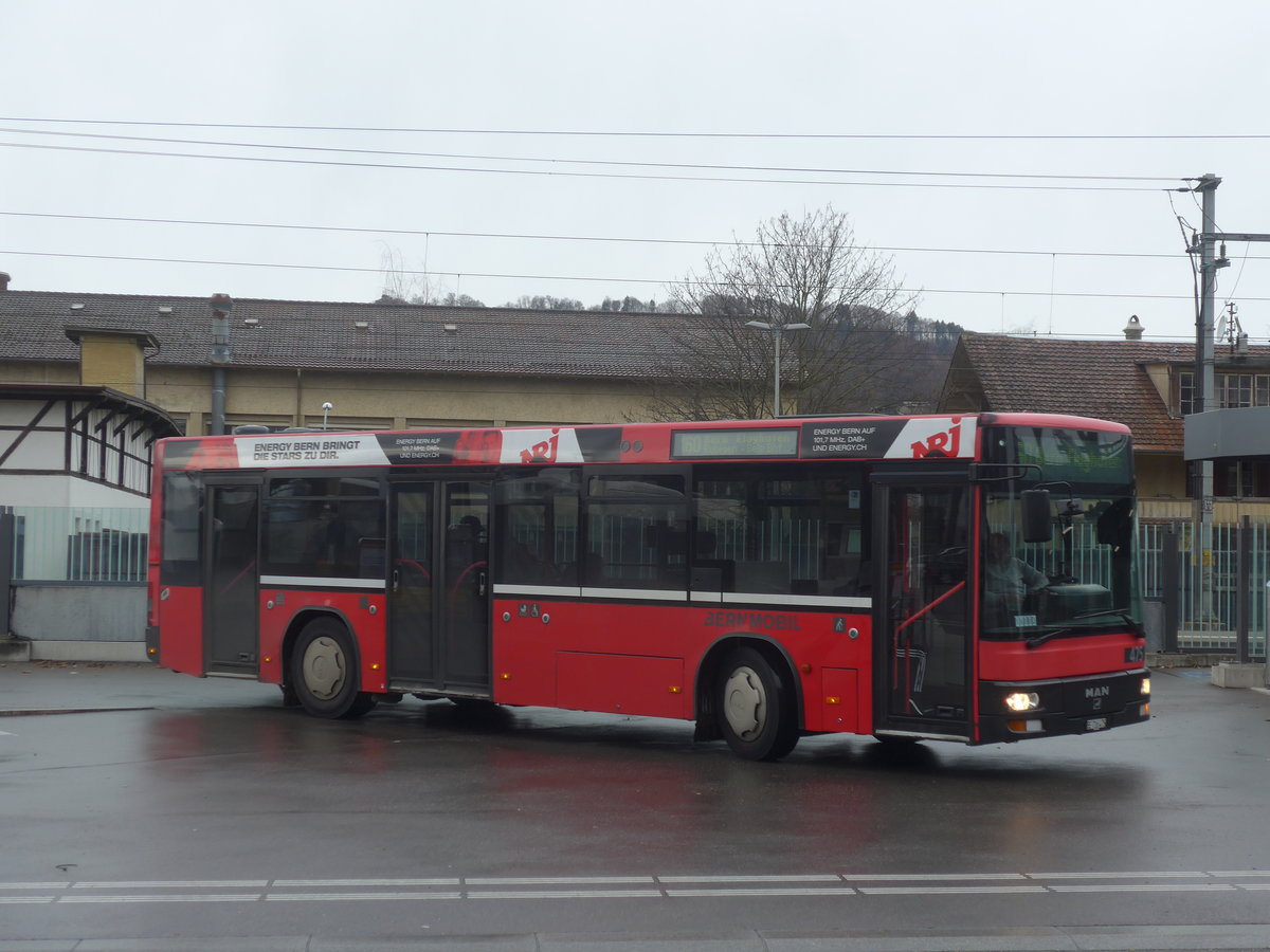 (212'856) - Bernmobil, Bern - Nr. 475/BE 716'475 - MAN/G�ppel (ex Peyer, Niederwangen Nr. 75) am 9. Dezember 2019 beim Bahnhof M�nsingen