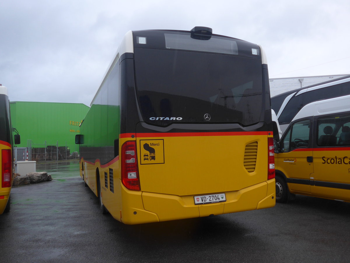 (213'039) - CarPostal Ouest - VD 2704 - Mercedes (ex TPB, S�deilles) am 22. Dezember 2019 in Kerzers, Interbus