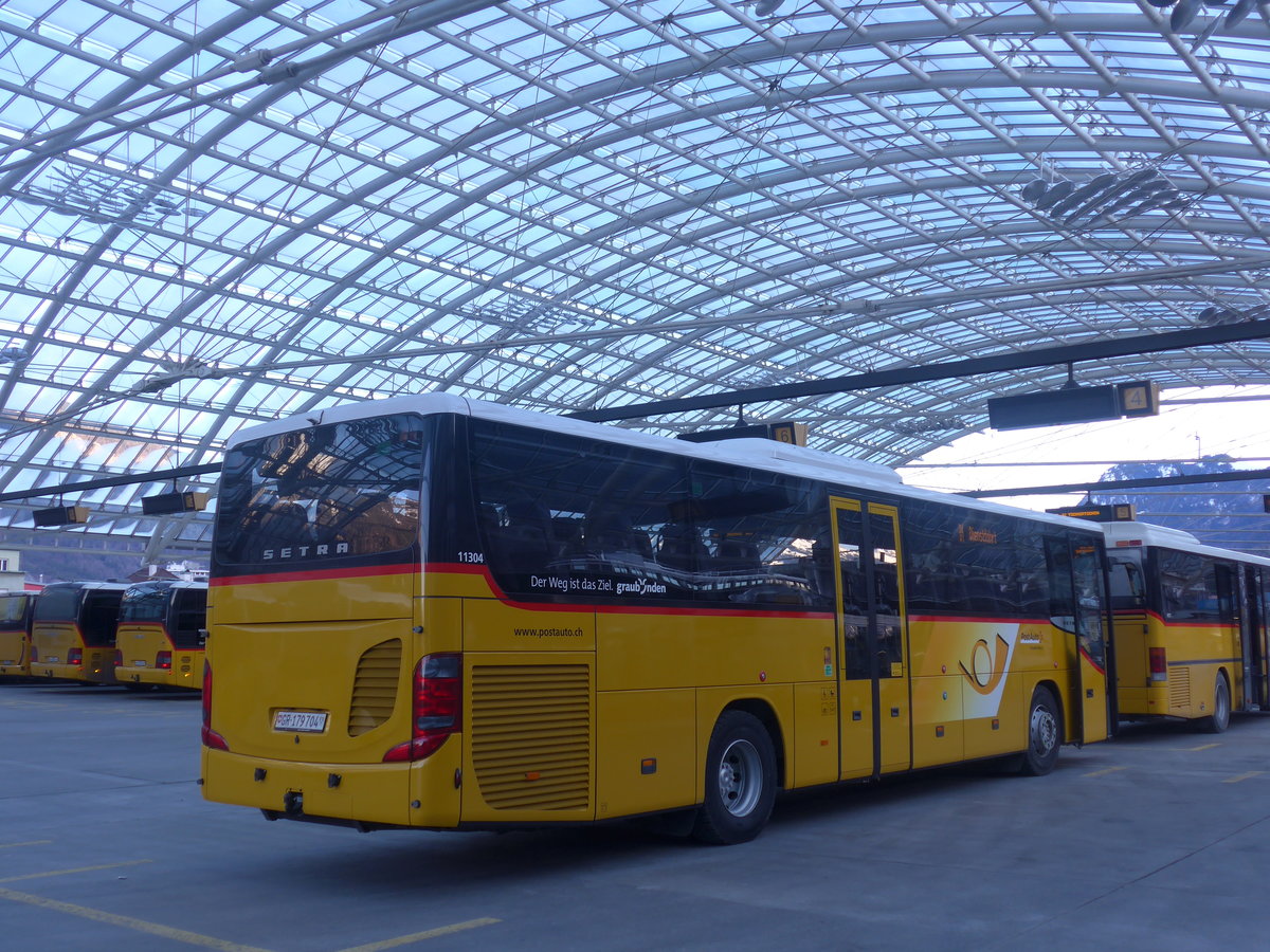 (213'214) - PostAuto Graub�nden - GR 179'704 - Setra am 1. Januar 2020 in Chur, Postautostation