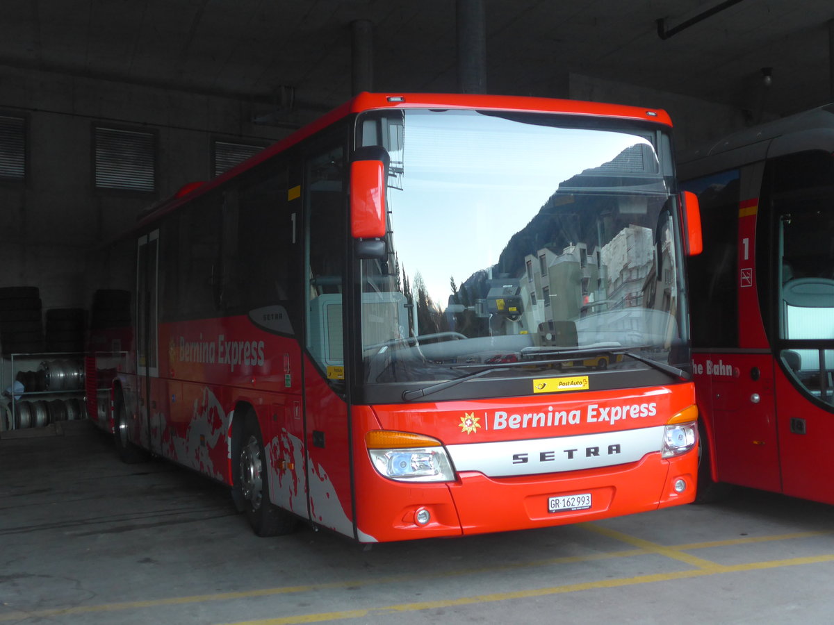 (213'229) - PostAuto Graub�nden - GR 162'993 - Setra am 1. Januar 2020 in Chur, Garage