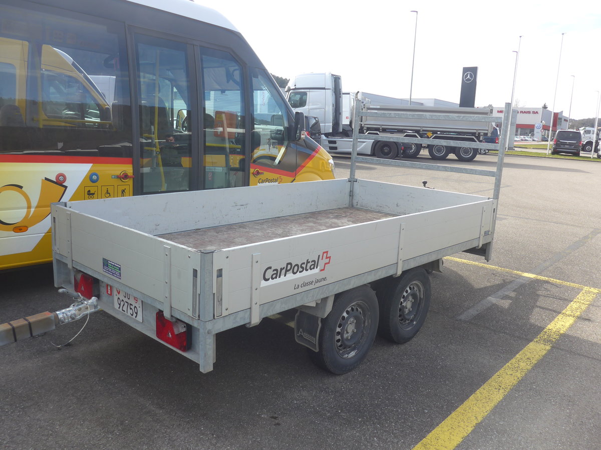 (214'307) - CarPostal Ouest - JU 92'759 - Anssems Gep�ckanh�nger am 16. Februar 2020 in Develier, Parkplatz