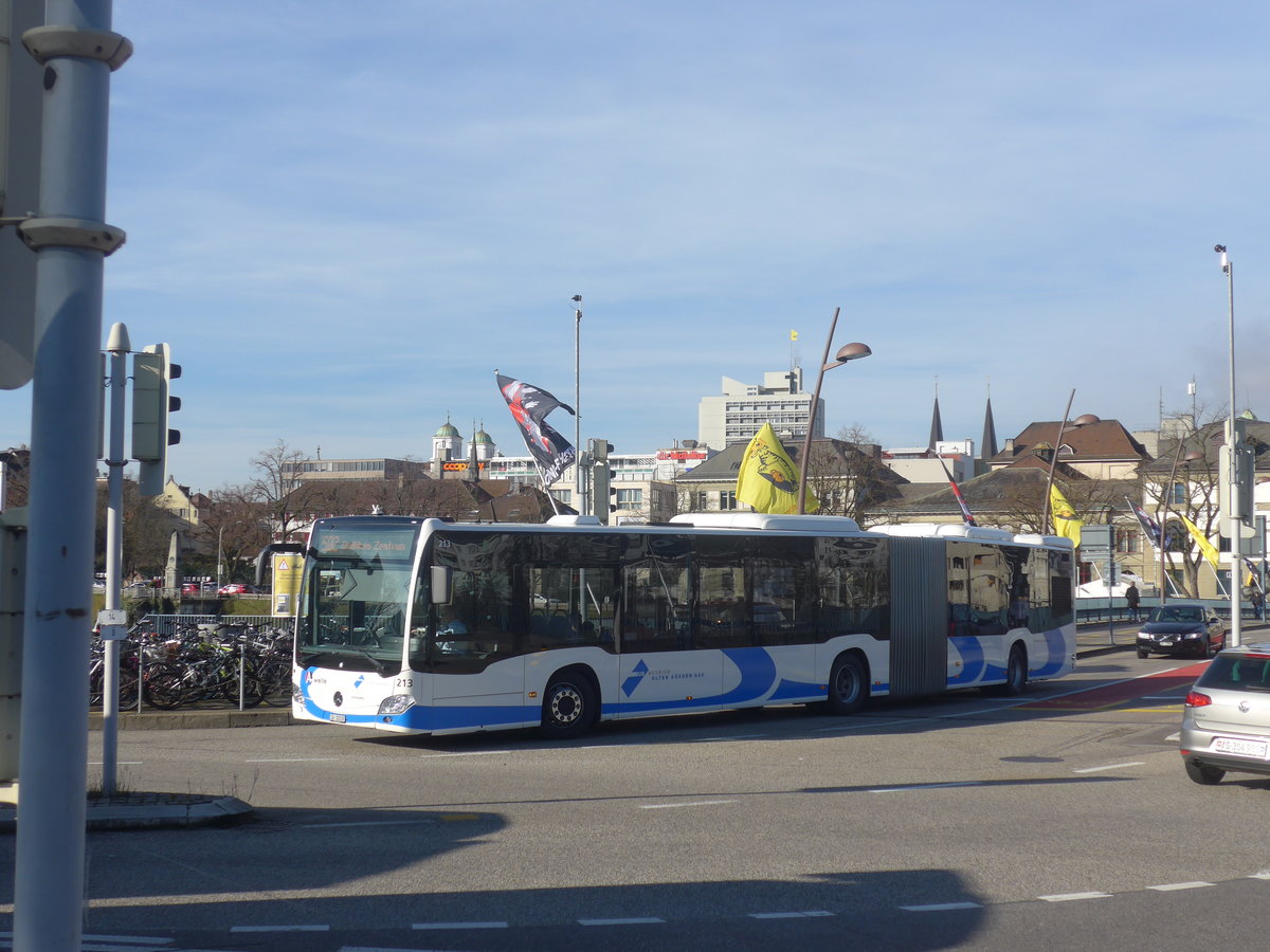 (214'567) - BOGG Wangen b.O. - Nr. 213/SO 32'218 - Mercedes am 20. Februar 2020 in Olten, Bahnhofbr�cke