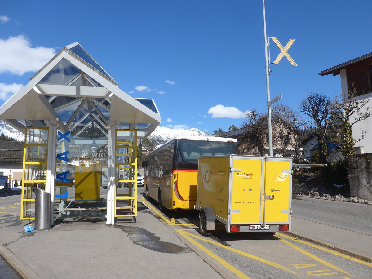 (215'004) - PostAuto Graub�nden - GR 170'433 - Iveco am 1. M�rz 2020 in Laax, Post
